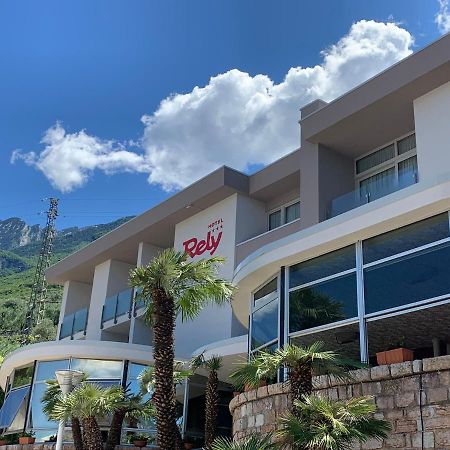 Hotel Residence Rely Brenzone Extérieur photo