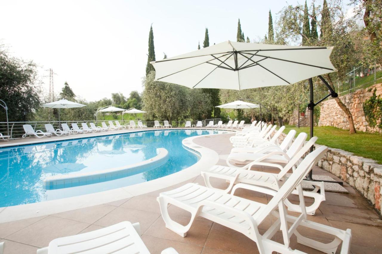 Hotel Residence Rely Brenzone Extérieur photo
